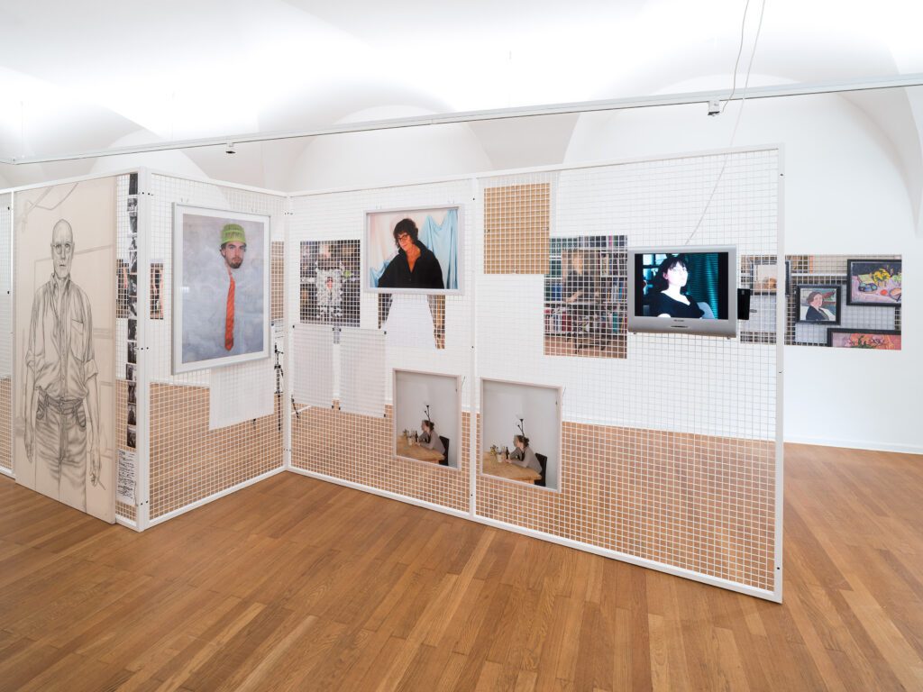 Ausstellungsansicht-Other-Selves-and-Hybrid-Bodies-Kunst-im-Traklhaus-2024-Foto-Rudolf-Strobl-11