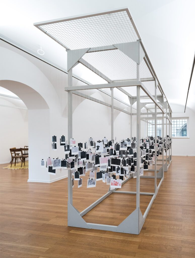 Kerstin-Bennier-same-same-but-different-Ausstellungsansicht-Traklhaus-Foto-Rudolf-Strobl-37