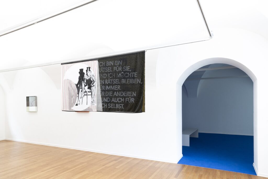Philipp-Gufler-Confessing-Weakness-Ausstellungsansicht-Kunt-im-Traklhaus-2024-©HelenaKalleitner_Philipp-Gufler_17_verkleinert