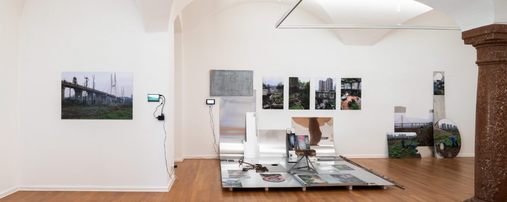 Ausstellungsansicht-Iris-Andraschek-Foto-Rudolf-Strobl-3-1