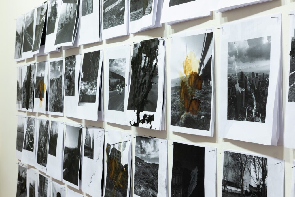 Ausstellungsansicht-Maurizio-Cirillo-Foto-Rudolf-Strobl-2-1