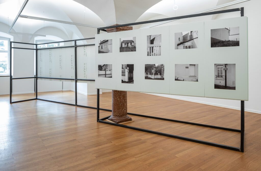 Kahane-Leon-Ausstellungsansicht-Kunst-im-Traklhaus-2021-Foto-Rudolf-Strobl-5