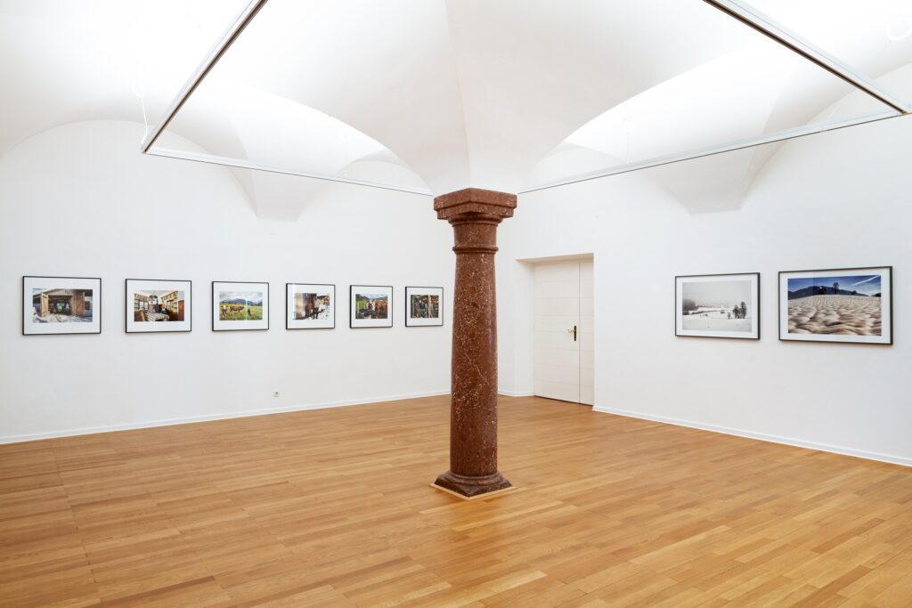 Ausst.-Stand-Ort-Wechsel-Mlineritsch-Foto-Rudolf-Strobl-1