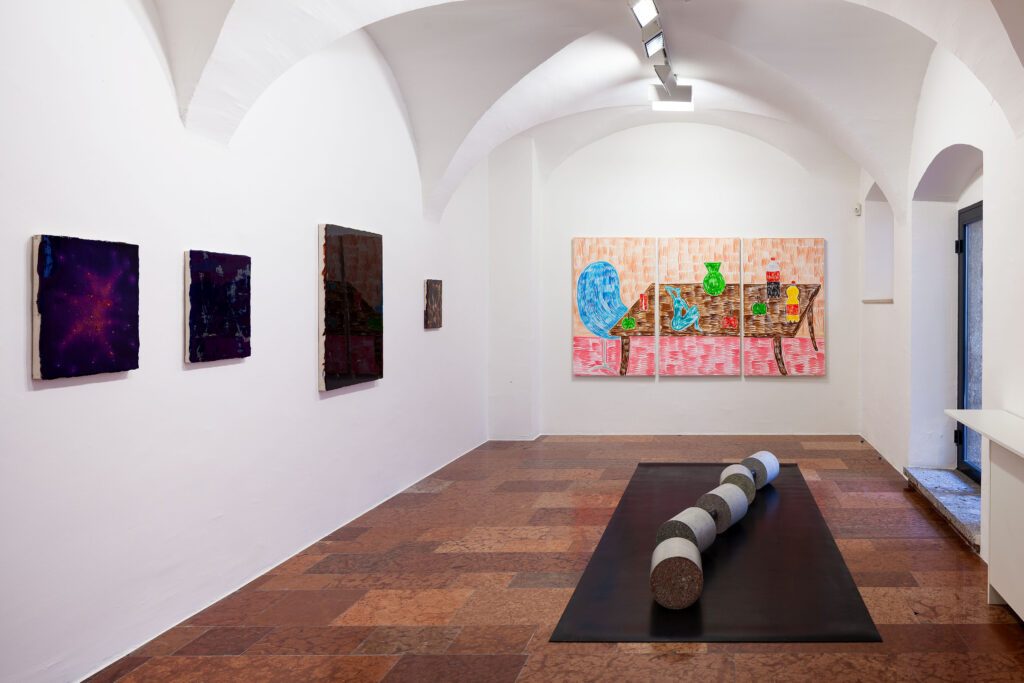 Ausstellungsansicht-Thilo-Jenssen-Rade-Petrasevic-Toni-Schmale-Foto-Rudolf-Strobl-2-1