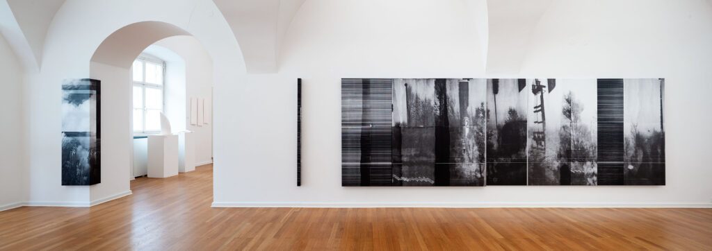 Ausstellungsansicht-Tina-Greisberger-Foto-Rudolf-Strobl-3-1