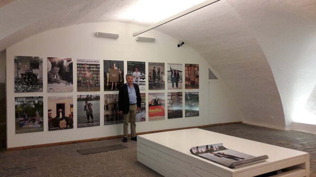 Julius-Deutschbauer-in-der-Ausstellung-2