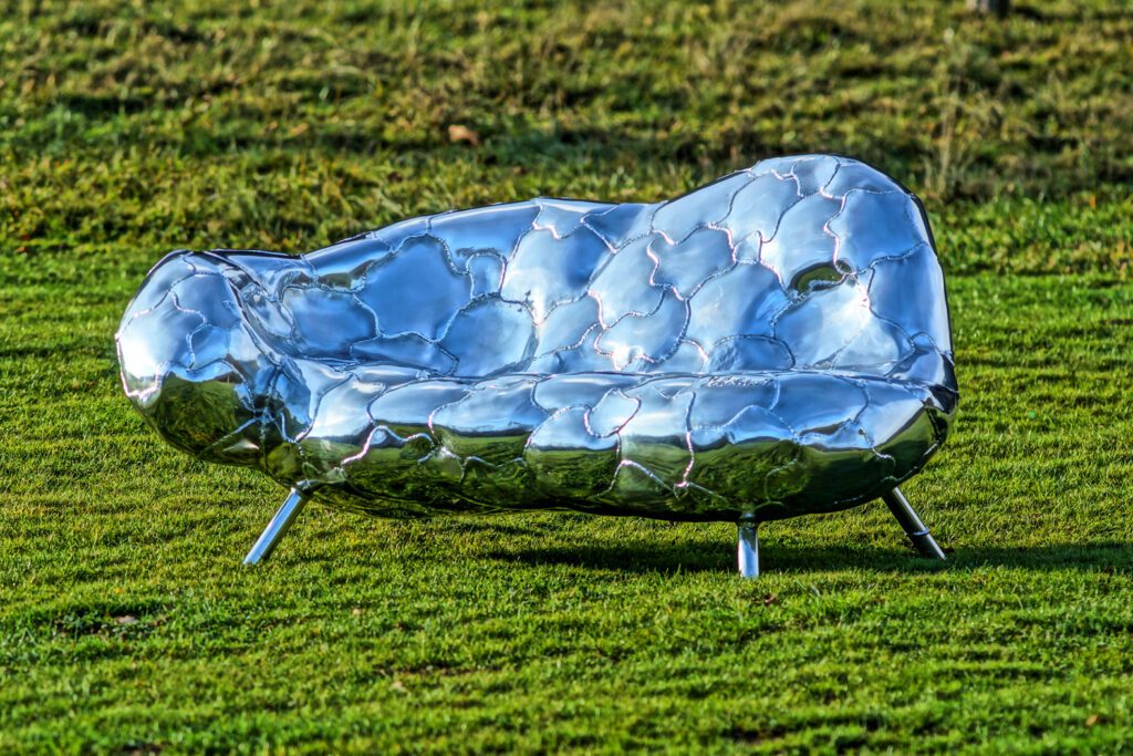 Schilcher-Friedrich-The-Cloud-Aluminium-handpoliert-75-x-175-x-90-cm-3-1