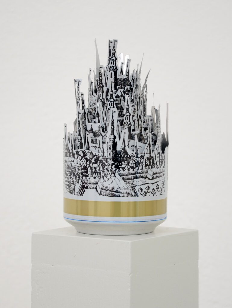 Wendelin-Pressl-FESTUNG-2013-Aluminium-12-x-65-x-65-cm-1